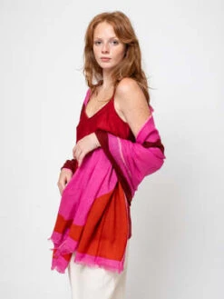 Inoui EditionsAmour Scarf - Rose