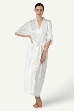 NK IMODEBarbara Bridal Long Silk Kimono - Ivory
