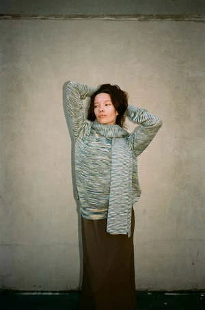 COLORANTAlpaca Knit Scarf - Space Knit - Image 6