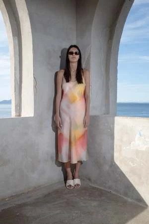 Untitled In MotionDesire Slip - Dune - Image 4