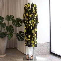 BERNADETTESilk Peignoir Robe - Citrusfield Black