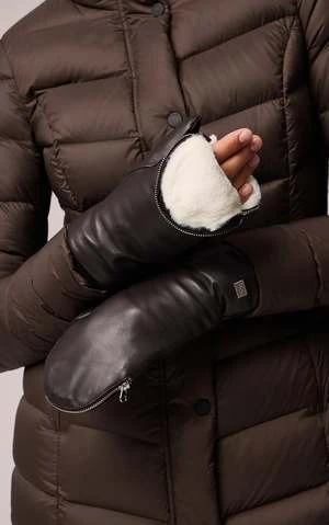 SOIA & KYOBetrice Leather Mittens - Black/Mushroom/Powder/Black/Hush - Image 4