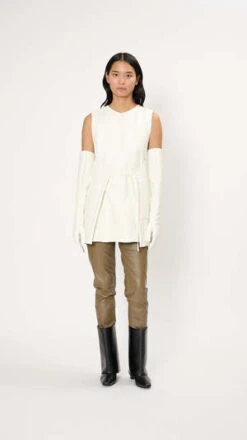 Issey MiyakeStraight Seams Gloves - Off White